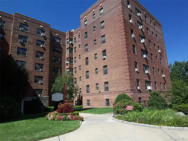 1 Fisher Drive #520, Mount Vernon, NY 10552