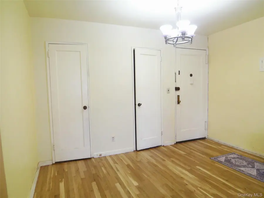 1 Fisher Drive #520, Mount Vernon, NY 10552 - Image #3