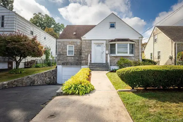 73 Storey Lane, Yonkers, NY 10710