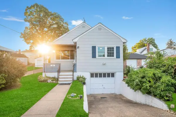 99 Hunter Avenue, Valley Stream, NY 11580