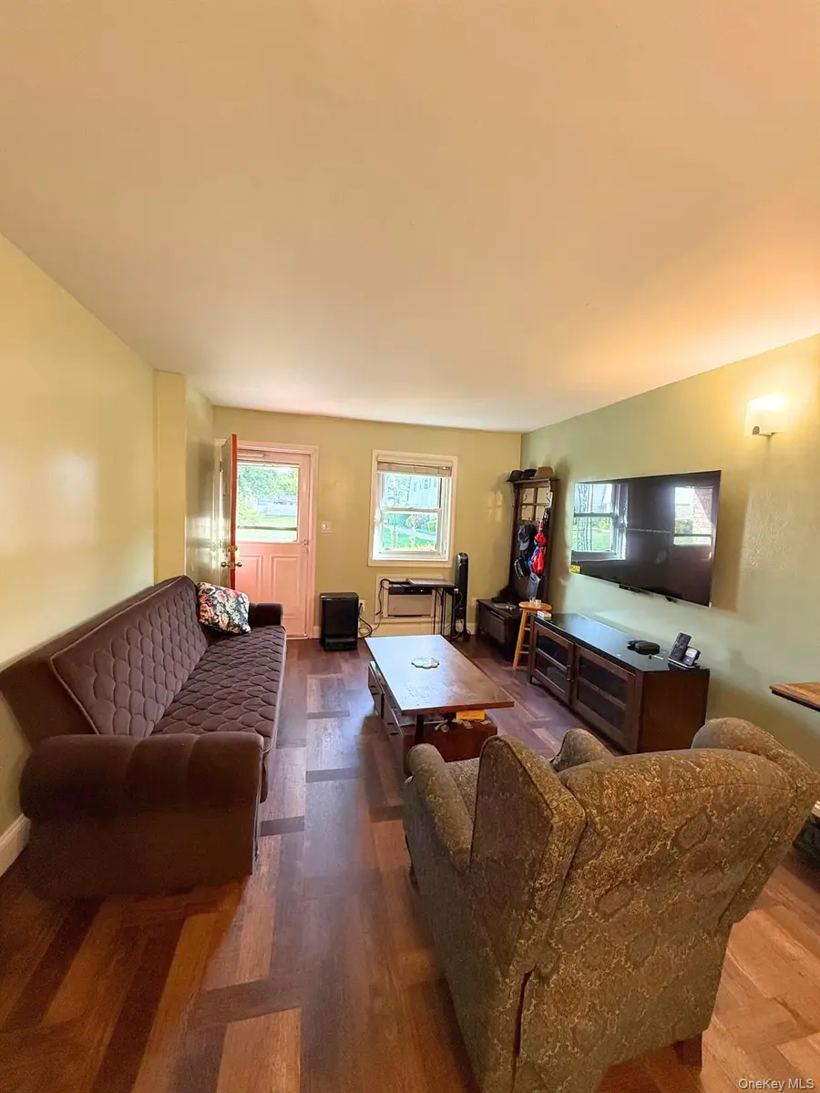 15 Harrison Avenue #15B, Amityville, NY 11701 - Image #3