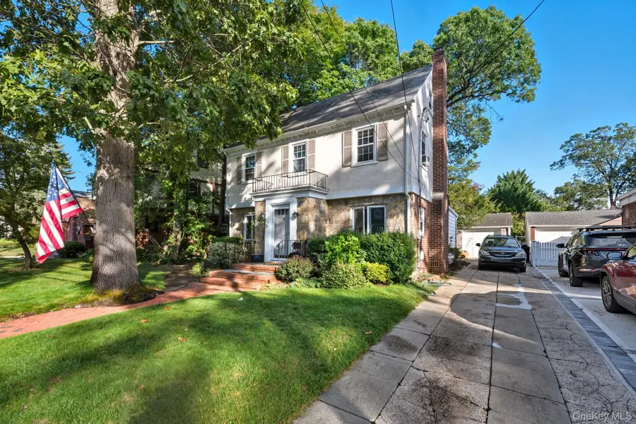 145 Cornwell Avenue, Valley Stream, NY 11580 - Image #2