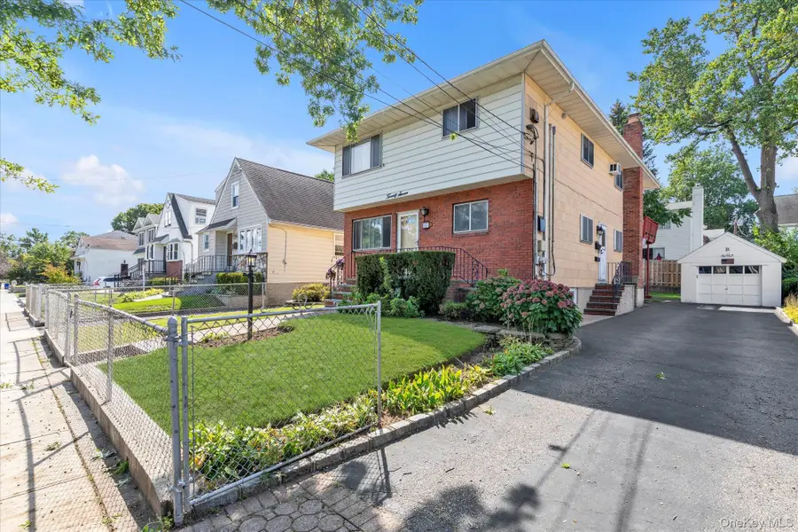 27 Juniper Road, Port Washington, NY 11050 - Image #2