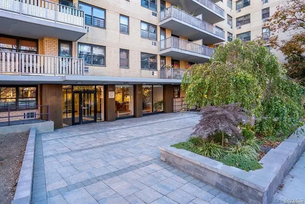 39-60 54 Street #9H, Woodside, NY 11377