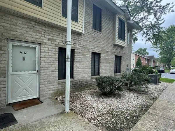 17 Montana Court #17, Coram, NY 11727