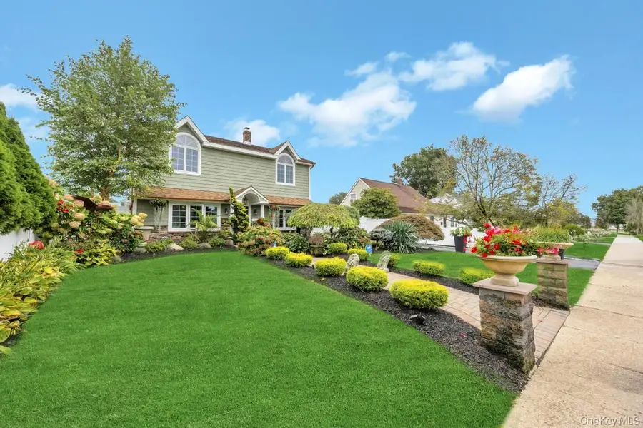 63 Silver Lane, Levittown, NY 11756 - Image #2