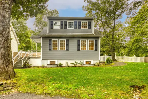 16 Ozone Road, Rocky Point, NY 11778