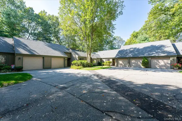 438 Heritage Hills #B, Somers, NY 10589