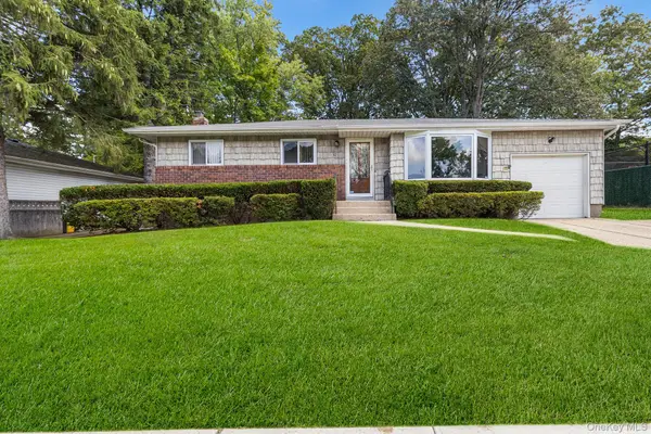 37 Beaumont Drive, Plainview, NY 11803