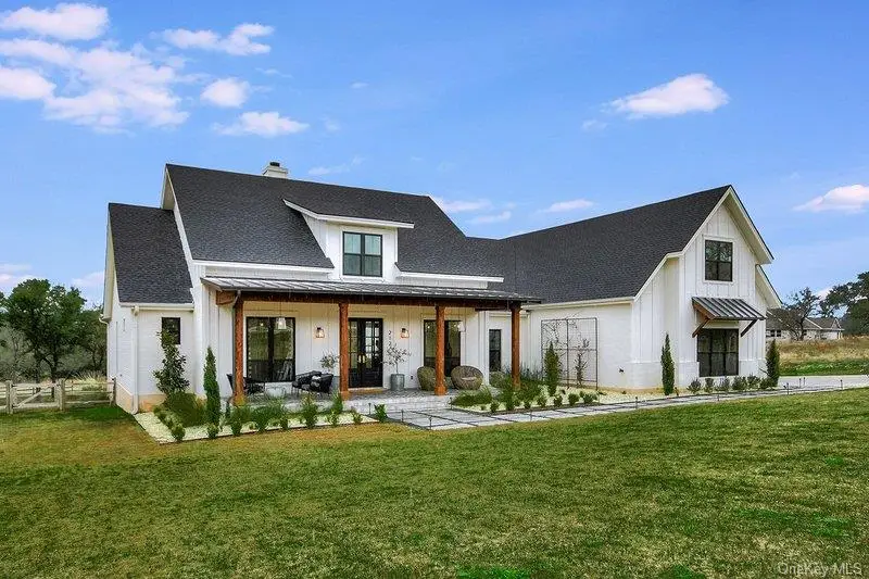 32 Fox Hollow Drive, Blooming Grove, NY 10914 - Image #2