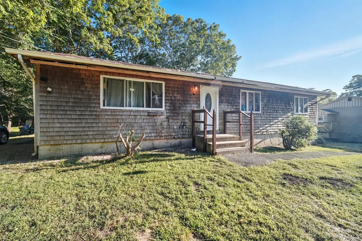 30 Fords Lane, Southampton, NY 11968 - Image #1