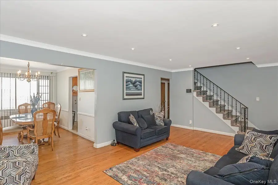 305 Crowell Street, Hempstead, NY 11550 - Image #3