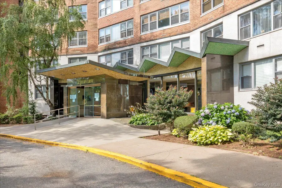 61-20 Grand Central Parkway #C207, Forest Hills, NY 11375 - Image #2