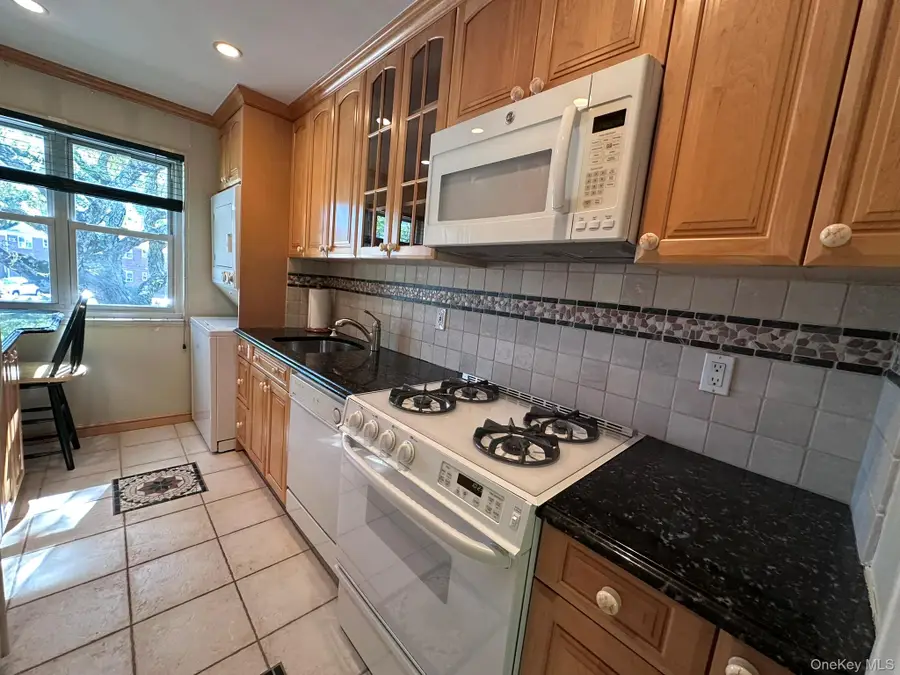 15-27 212 Street #198, Bayside, NY 11360 - Image #2