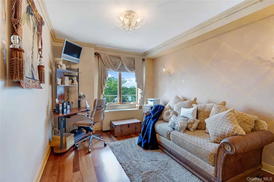 9935 Shore Road #6B, Brooklyn, NY 11209 - Image #2