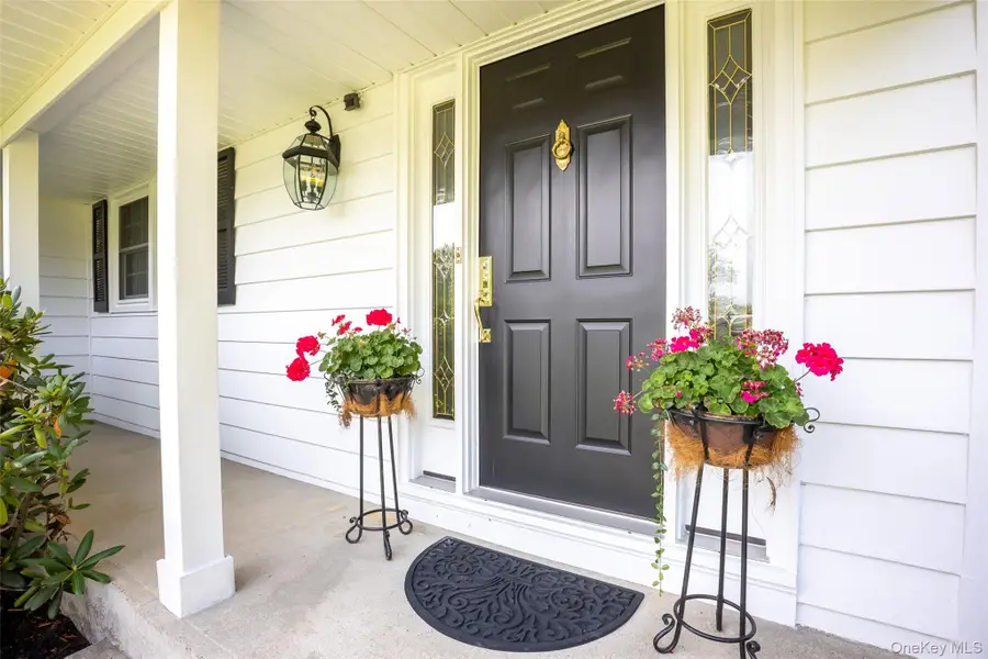 21 View Road, Setauket, NY 11733 - Image #3