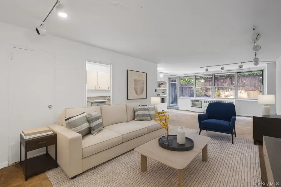 310 E 70th Street #1M, Manhattan, NY 10021 - Image #2