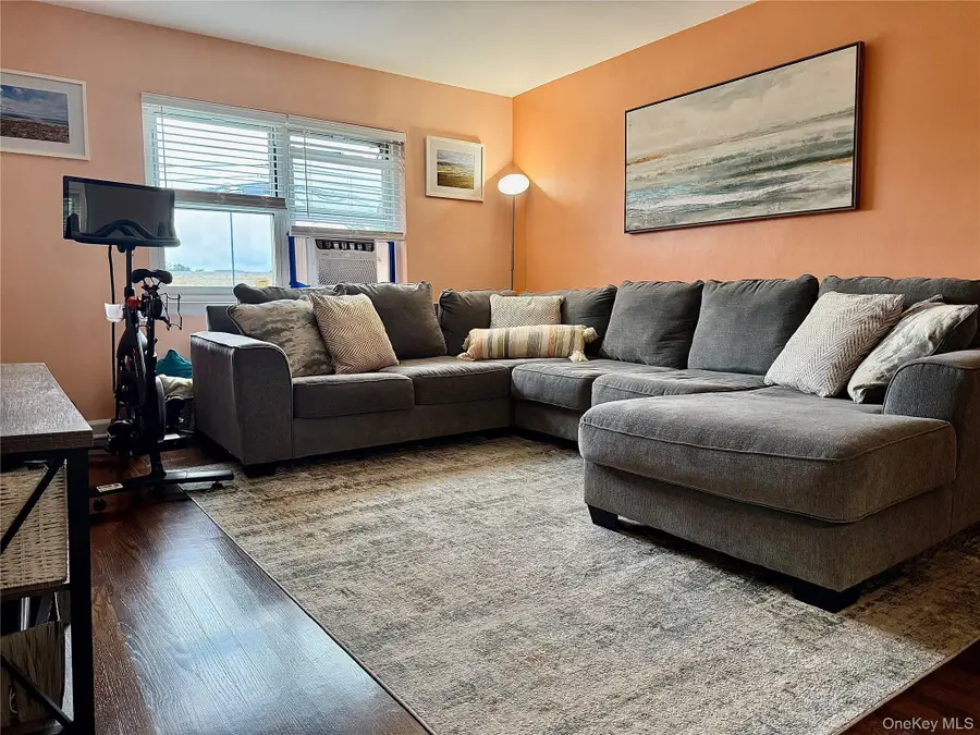 560 Tuckahoe Road #1B, Yonkers, NY 10710 - Image #3