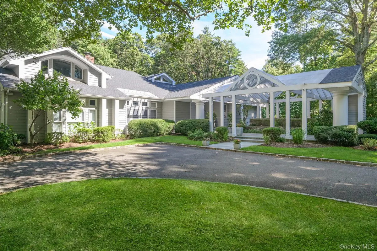48 Morgan Drive, Old Westbury, NY 11568 - Image #1