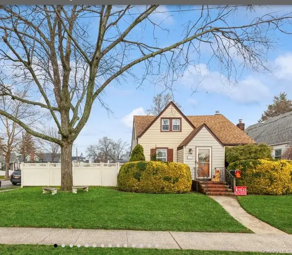 1134 Rosegold Street, Franklin Square, NY 11010