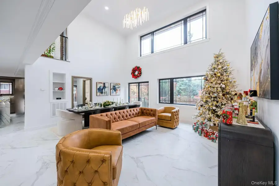 16515 Cross Island Parkway, Whitestone, NY 11357 - Image #3