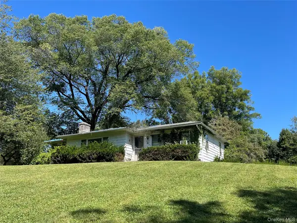 2416 State Route 300, Wallkill, NY 12589