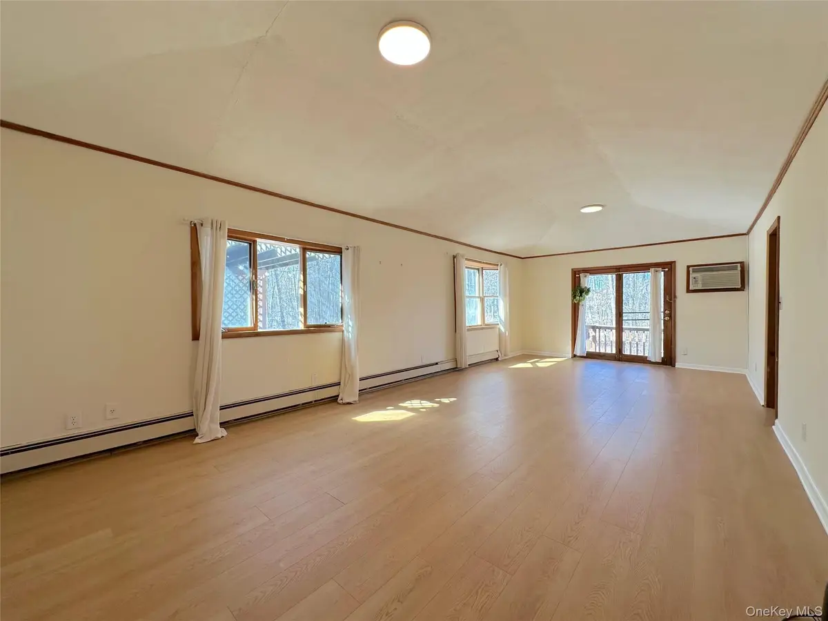 15 Cook Lane, Gardiner, NY 12525 - Image #1