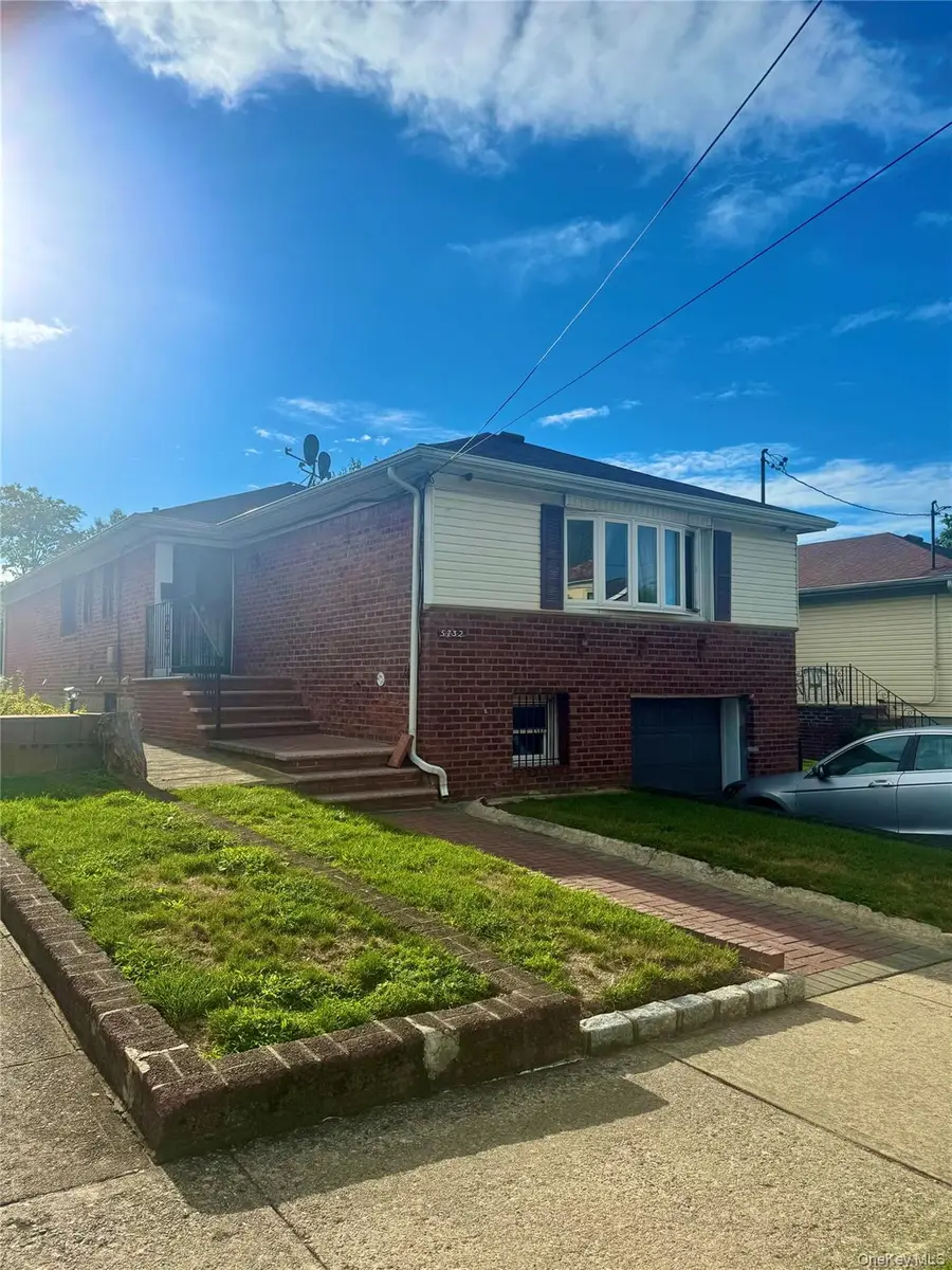 5732 260th Street, Little Neck, NY 11362 - Image #3