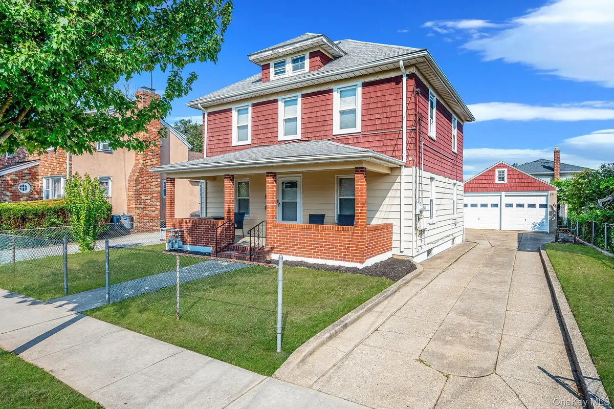 236 Jackson Avenue, Mineola, NY 11501 - Image #1