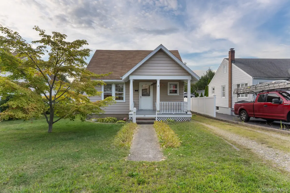 16 Oak Terrace, Suffern, NY 10901 - Image #1