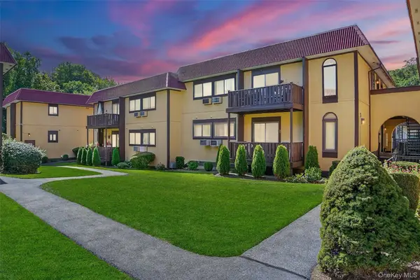 12 Granada Crescent #20, White Plains, NY 10603