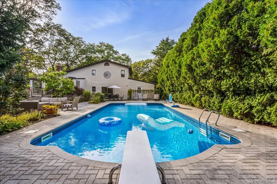 22 Howell Place, Speonk, NY 11972 - Image #2