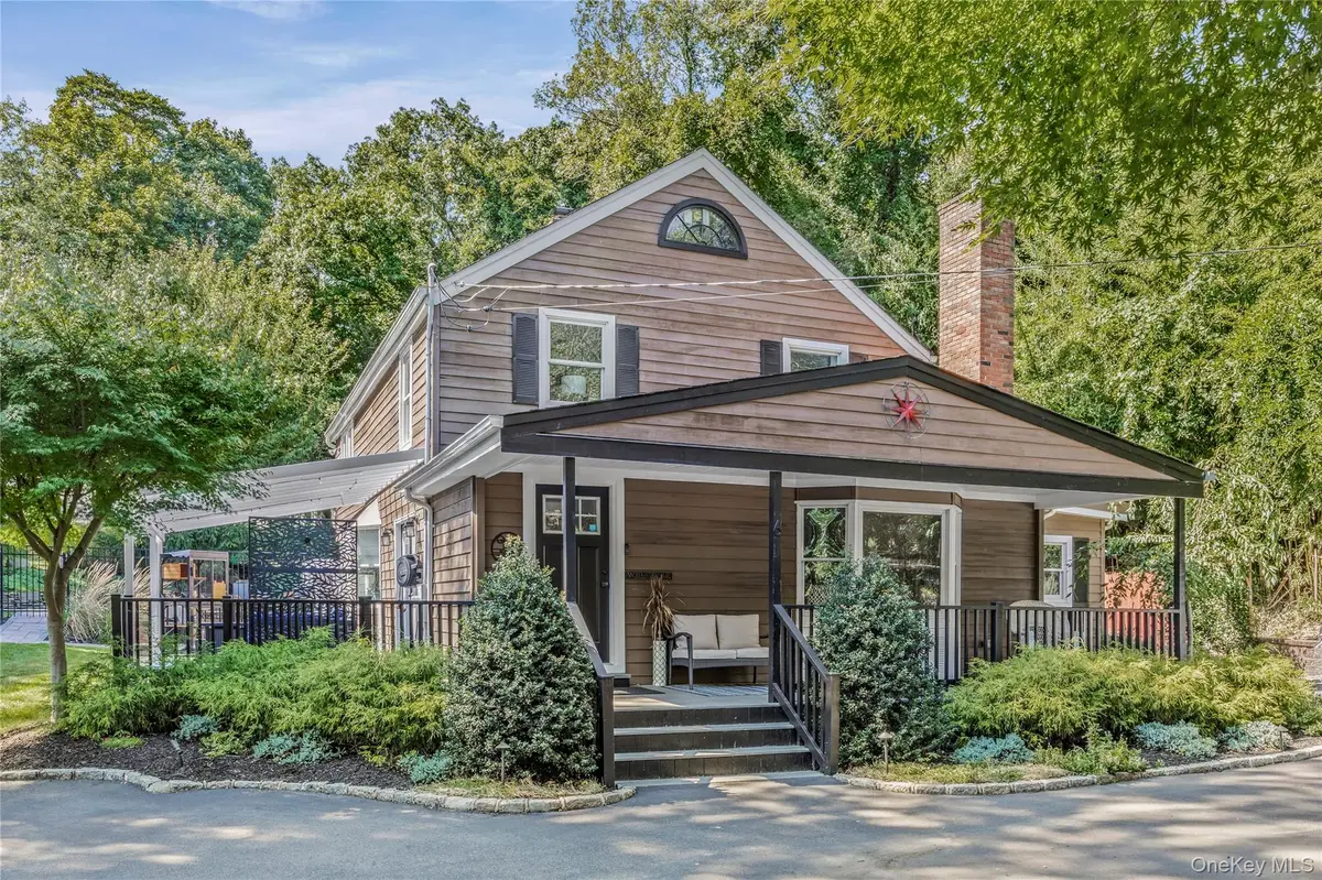 6 Edgewood Avenue, Port Jefferson, NY 11777 - Image #1