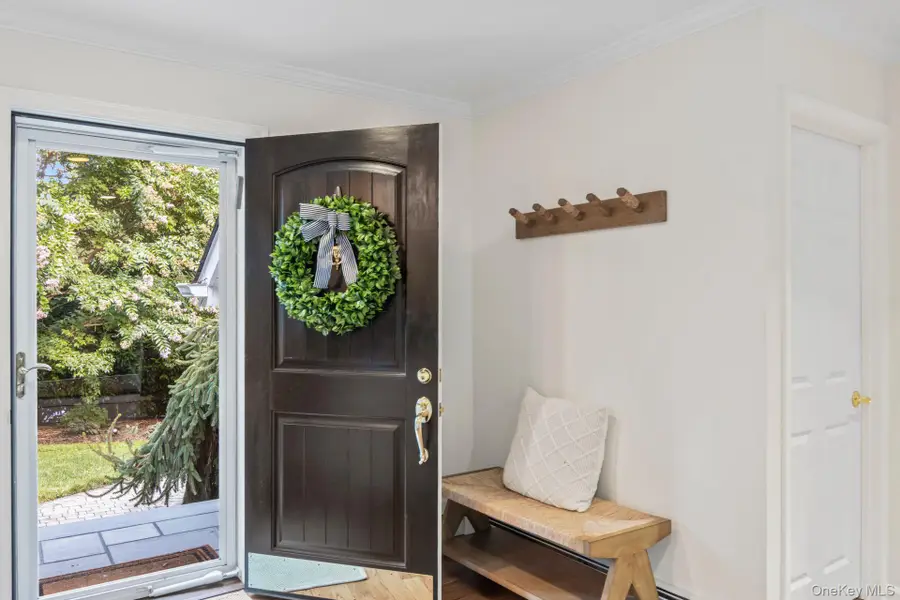 40 Quaker Path, Stony Brook, NY 11790 - Image #3