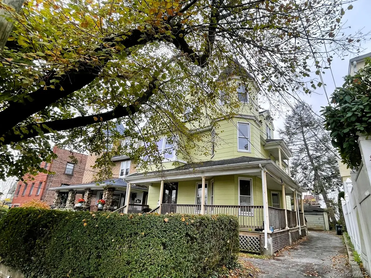 134 Vista Place, Mount Vernon, NY 10550 - Image #1