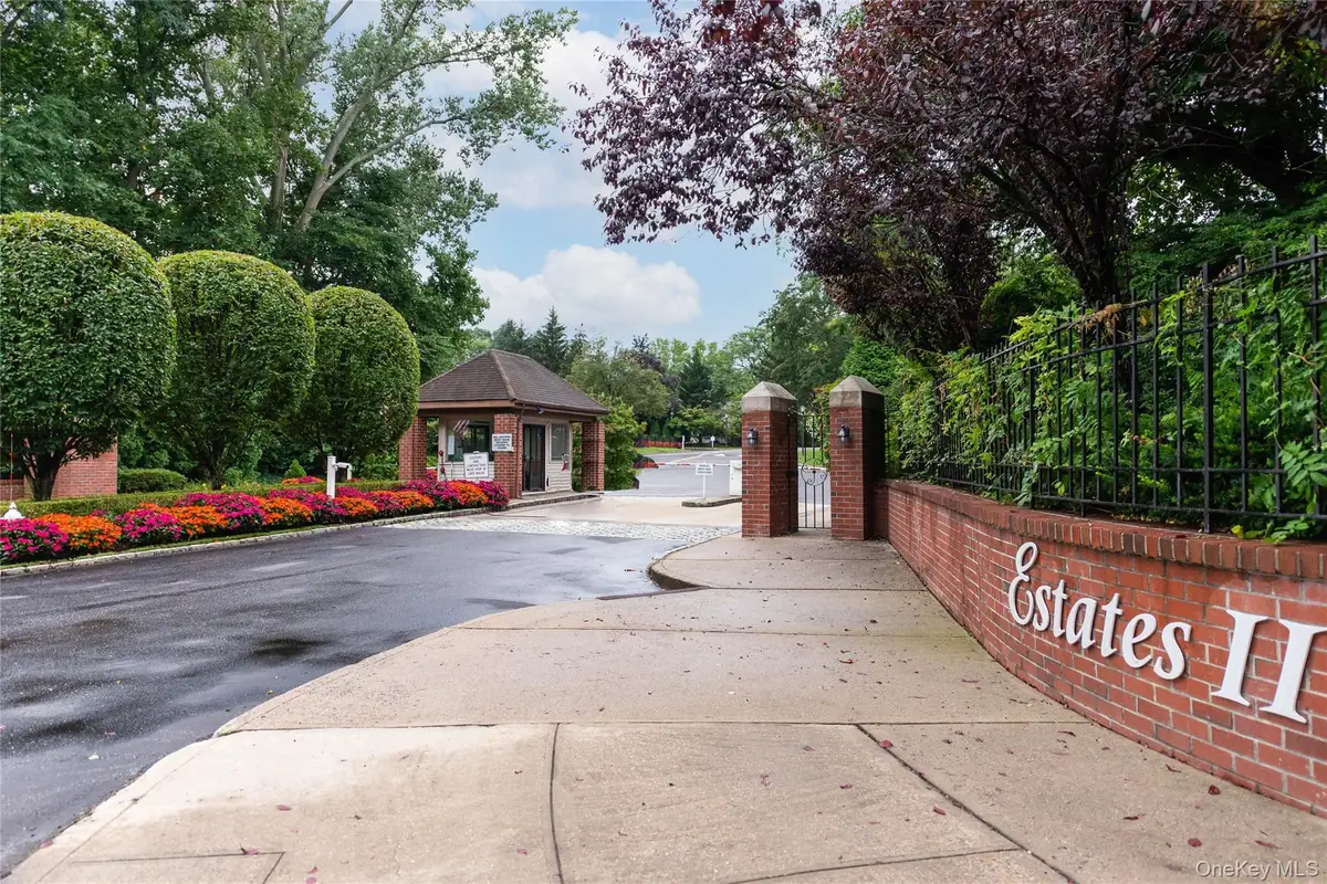 39 Bluebird Hill Court, Manhasset, NY 11030 - Image #1