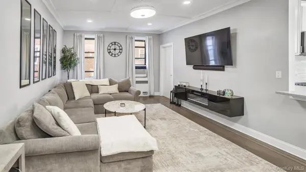 21 Barstow Road #3E, Great Neck, NY 11021