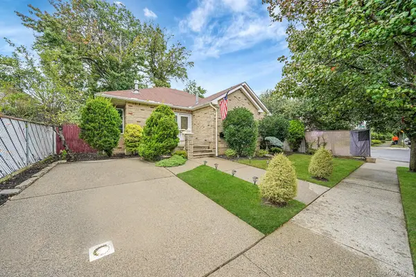 155 Bathgate St, Staten Island, NY 10312