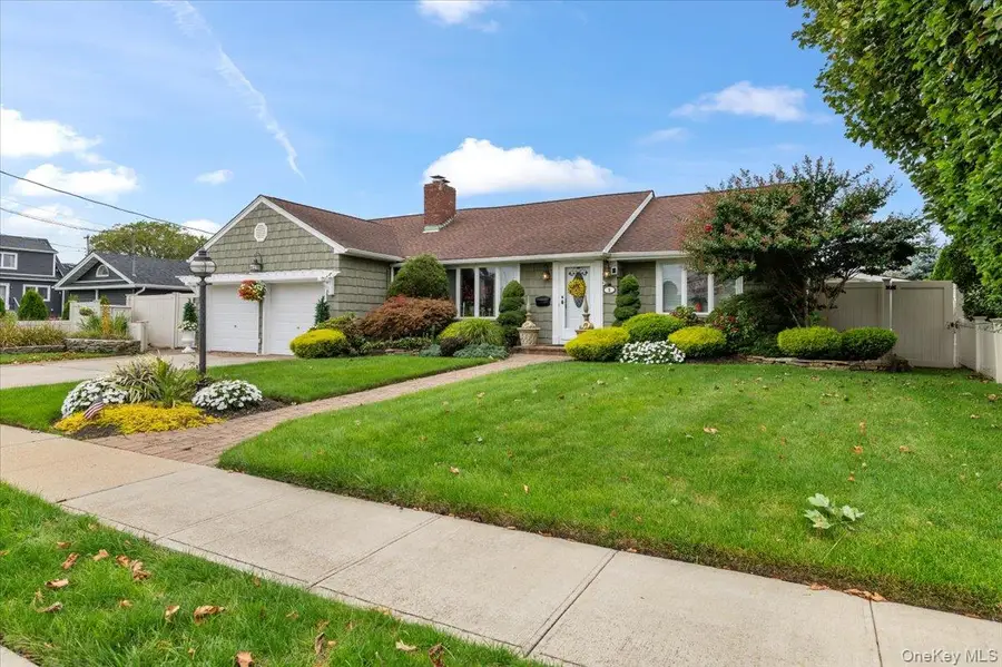5 Canal Road, Massapequa, NY 11758 - Image #2