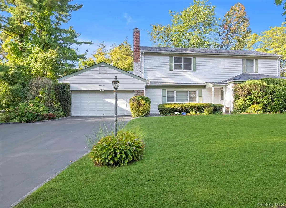 36 Somerset Drive S, Great Neck, NY 11020 - Image #1