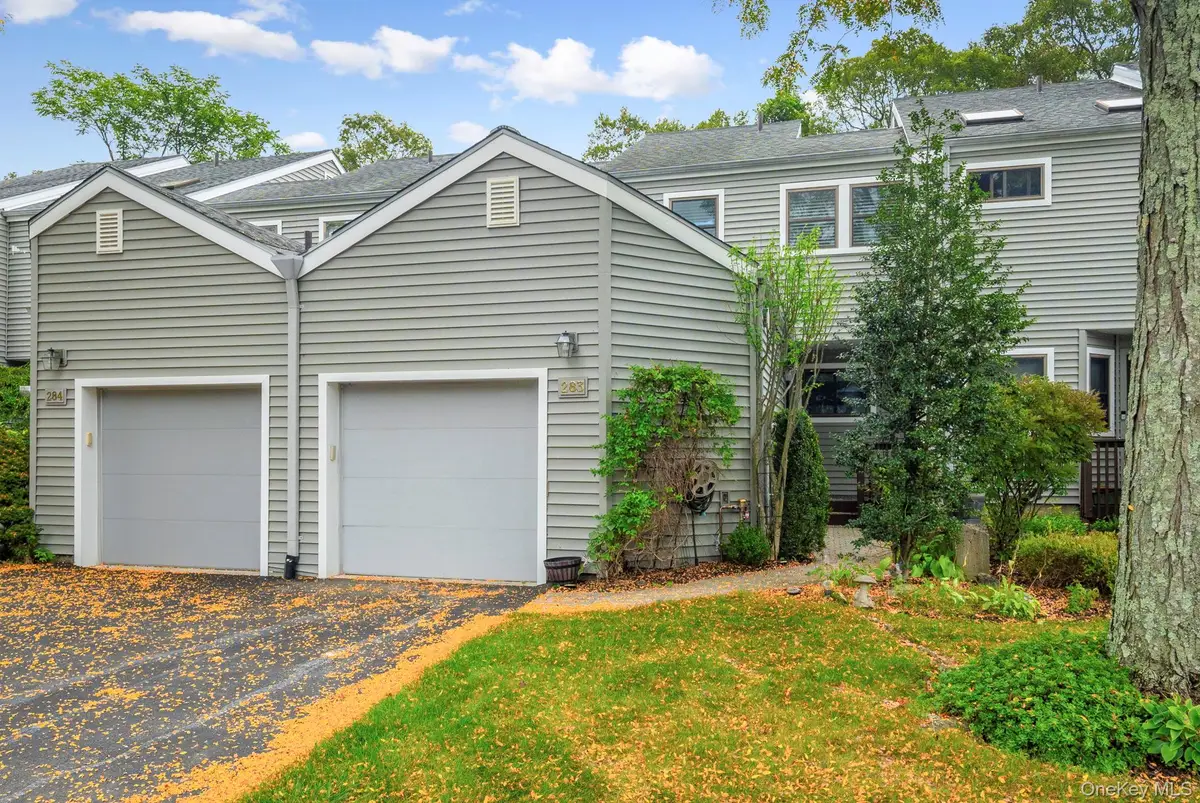 283 Horseshoe Circle, Ossining, NY 10562 - Image #1