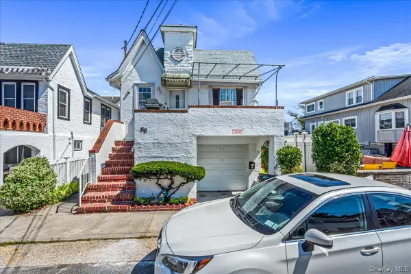 88 Buffalo Avenue, East Atlantic Beach, NY 11561