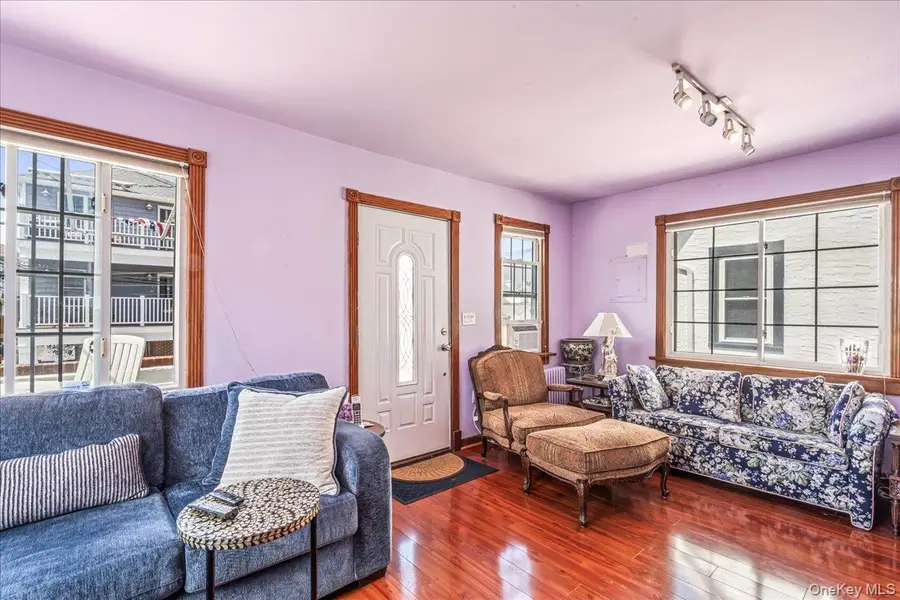 88 Buffalo Avenue, East Atlantic Beach, NY 11561 - Image #3