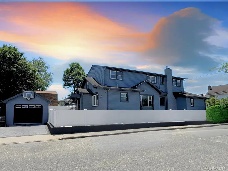 360 Franklin Avenue, Hewlett, NY 11557 - Image #3