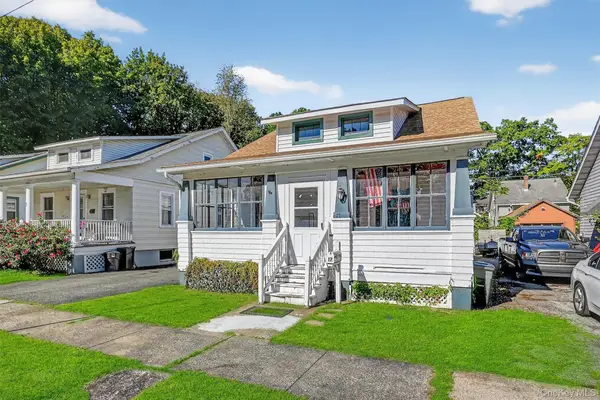 17 Nott Place, Newburgh, NY 12550