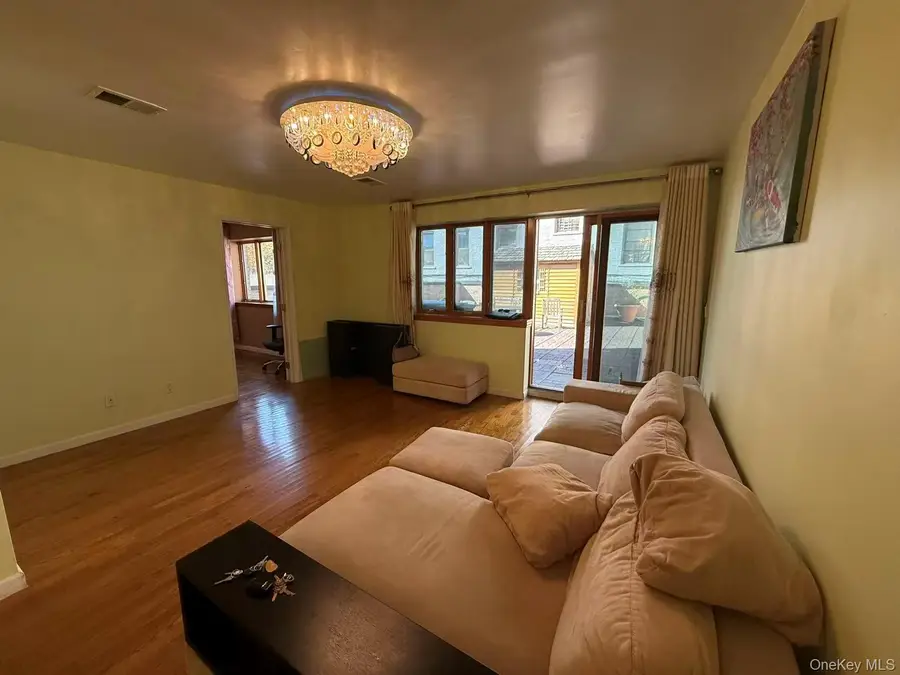 339 Ave P #2B, Brooklyn, NY 11204 - Image #2