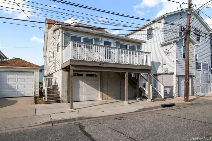 653 Arthur Street, Baldwin, NY 11510 - Image #2