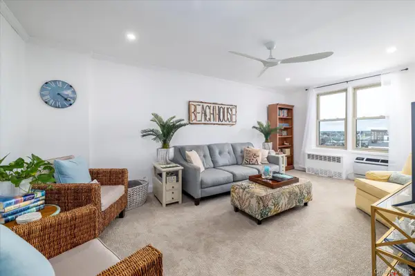 560 W Broadway #4G, Long Beach, NY 11561