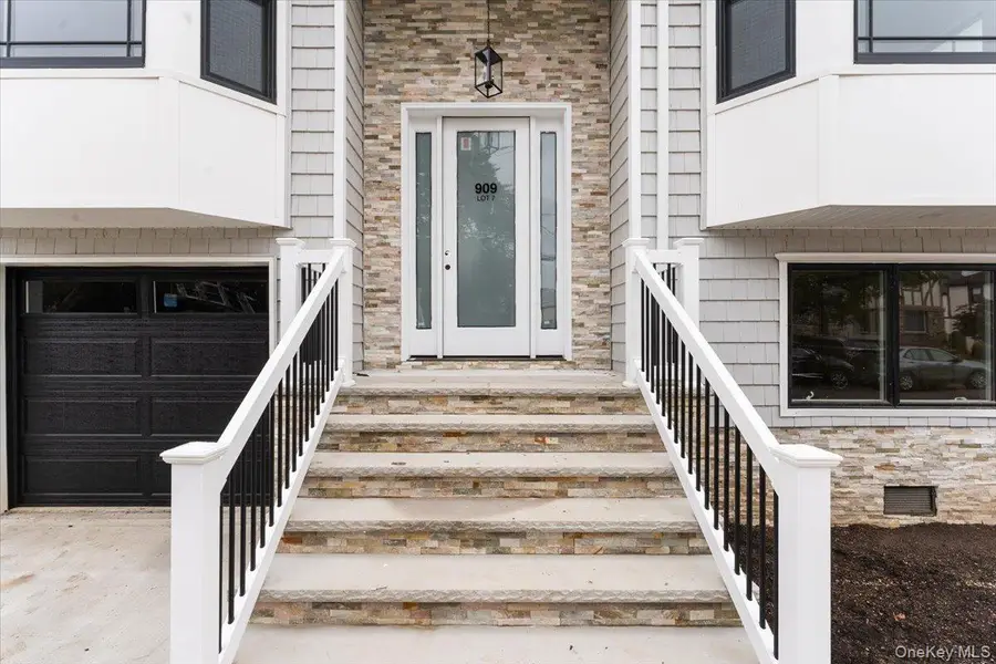 909 Greenfield Road, Woodmere, NY 11598 - #2