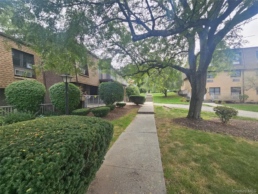 424 Carpenter Avenue #11, Newburgh, NY 12550 - Image #3